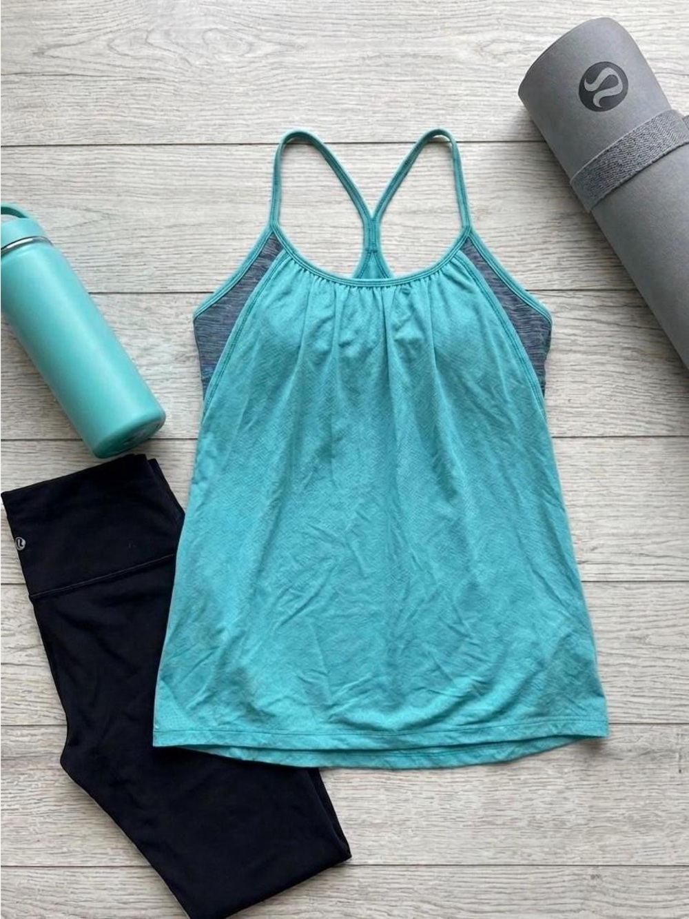lululemon Aqua Strappy Workout Tank with Built in Bra